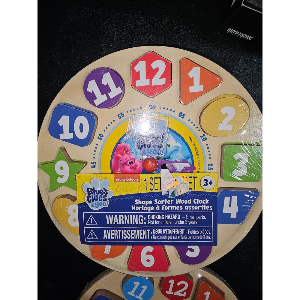 New Melissa & Doug Blues Clues Wooden Shape Sorter Clock Puzzle